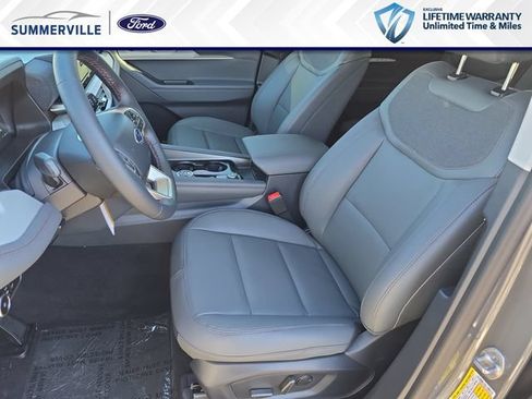 New 2026 Ford Explorer Active RWD image 17
