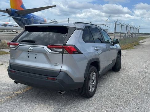 Used 2023 Toyota RAV4 XLE AWD/4WD image 7