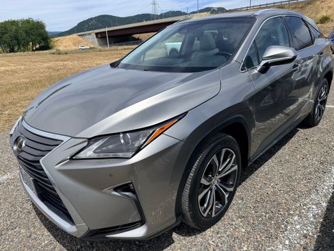Used 2017 Lexus RX 350 AWD w/ Premium Package image 5