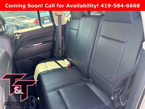 Used 2017 Jeep Compass High Altitude AWD/4WD image 14