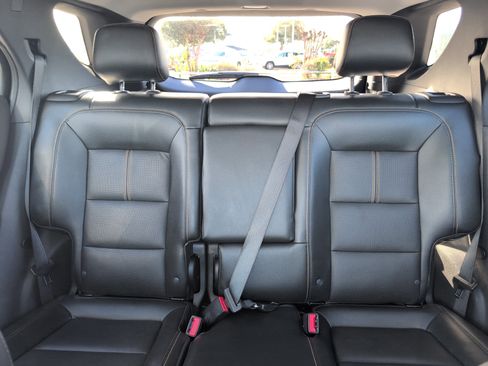 Used 2022 Chevrolet Equinox Premier image 28