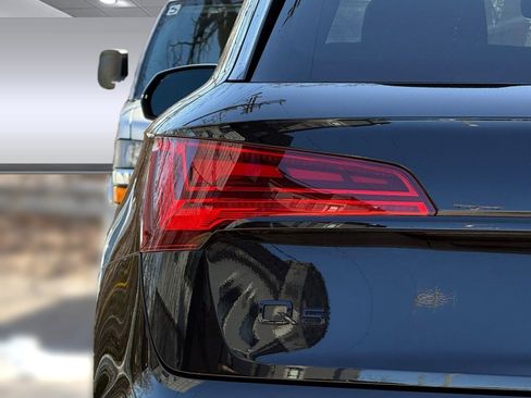 Certified 2025 Audi Q5 e Premium Plus w/ Premium Plus Package image 13