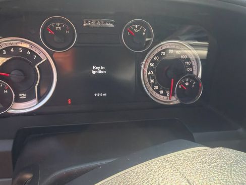 Used 2017 RAM 1500 Big Horn AWD/4WD image 4