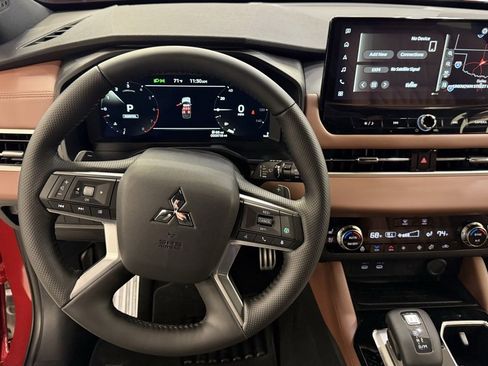 New 2026 Mitsubishi Outlander SEL image 32