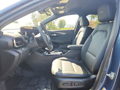 New 2026 Buick Envista Sport Touring w/ Convenience I Package FWD image 14