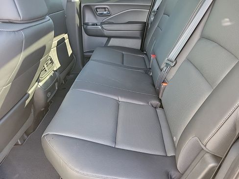 New 2025 Honda Ridgeline RTL image 17