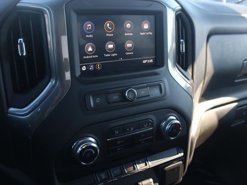 Used 2023 GMC Sierra 3500 Pro w/ Convenience Package image 23