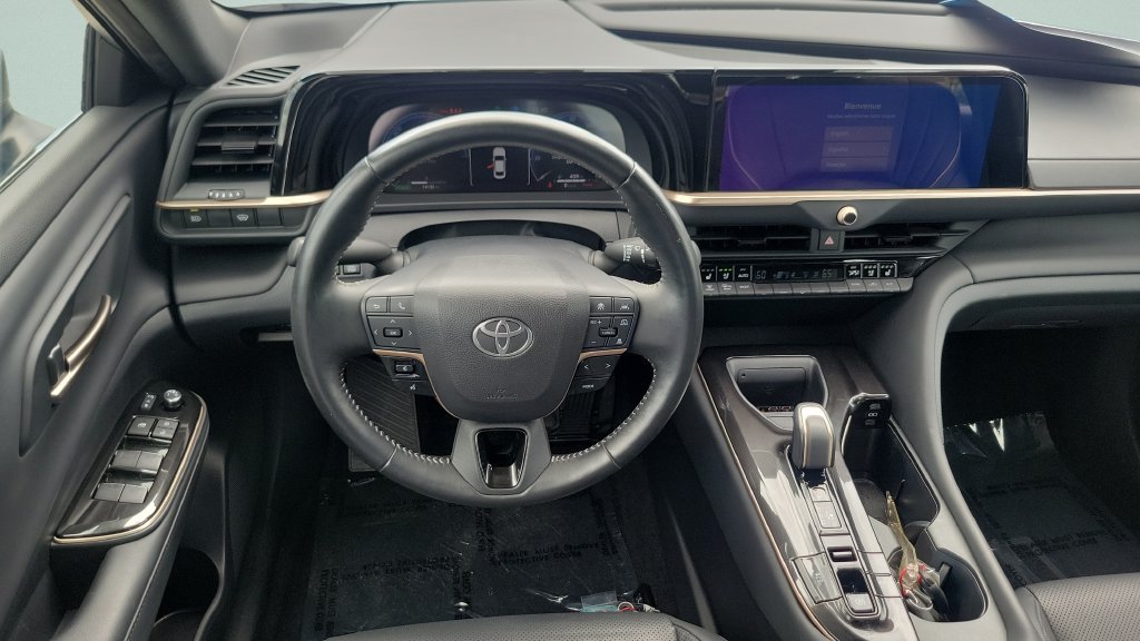 Used 2026 Toyota Crown AWD/4WD image 12