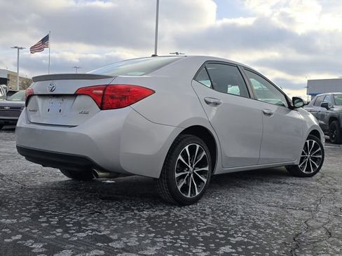 Used 2017 Toyota Corolla L image 12