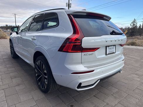 New 2026 Volvo XC60 B5 Ultra w/ Protection Package Premier image 4