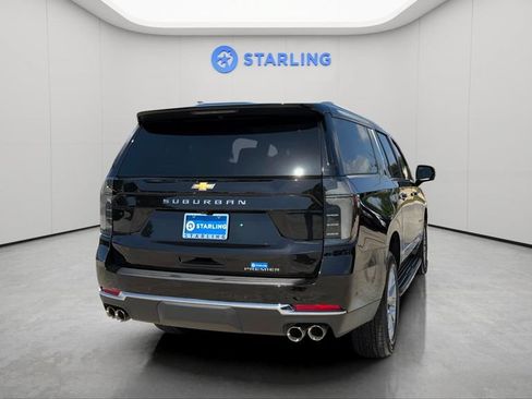 Certified 2025 Chevrolet Suburban Premier RWD image 8