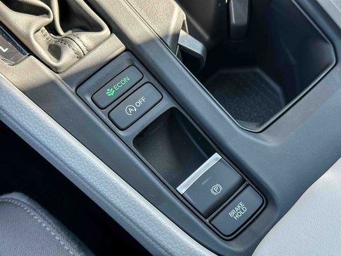 New 2025 Honda Accord SE image 25