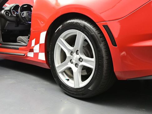 Used 2020 Chevrolet Camaro LT image 20