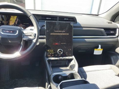 New 2026 GMC Terrain Elevation FWD image 14