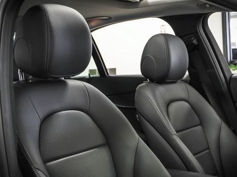 Used 2020 Mercedes-Benz C 300 Sedan image 24