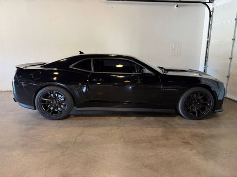Used 2013 Chevrolet Camaro ZL1 image 5
