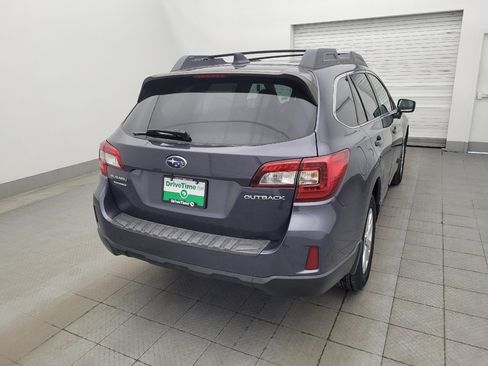 Used 2016 Subaru Outback 2.5i Premium image 7