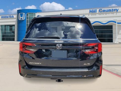 New 2026 Honda Odyssey Elite image 4