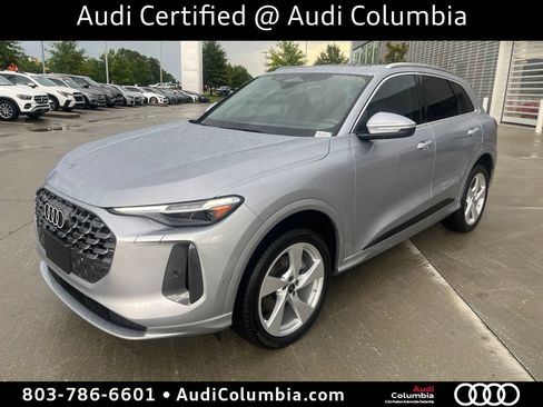 Certified 2025 Audi Q5 Premium Plus w/ Premium Plus AWD/4WD image 2