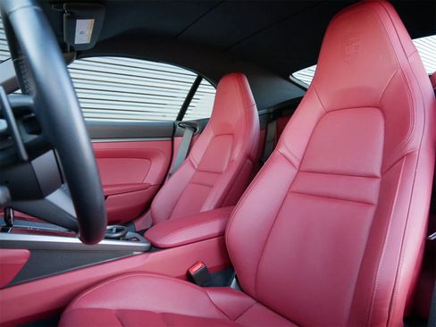 Used 2023 Porsche 911 Carrera S image 5