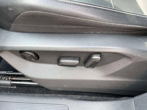 Used 2019 Volkswagen Tiguan SE w/ Panoramic Sunroof Package AWD/4WD image 22
