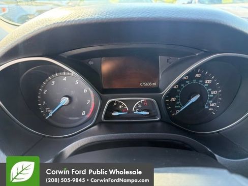 Used 2014 Ford Focus Titanium FWD image 19