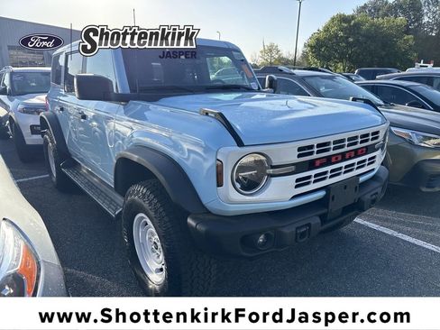 Used 2025 Ford Bronco Heritage Edition image 1