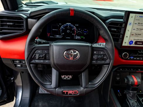 Used 2025 Toyota Sequoia TRD Pro AWD/4WD image 19