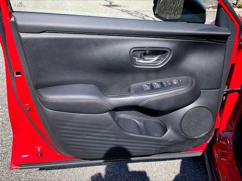 Used 2023 Honda HR-V Sport image 9