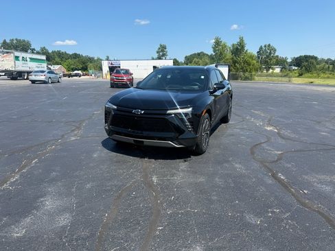 Used 2024 Chevrolet Blazer EV LT AWD/4WD image 1