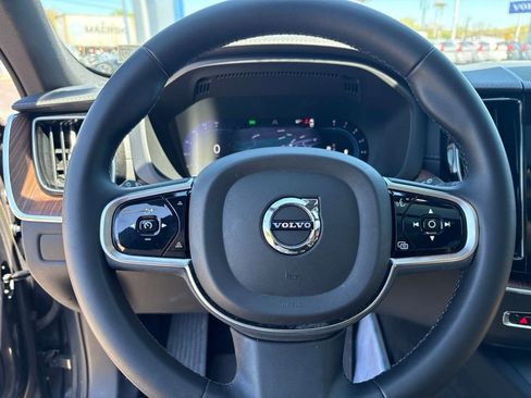 Used 2023 Volvo XC60 B6 Ultimate AWD/4WD image 21