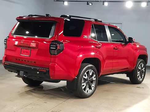 Certified 2025 Toyota 4Runner TRD Sport AWD/4WD image 7