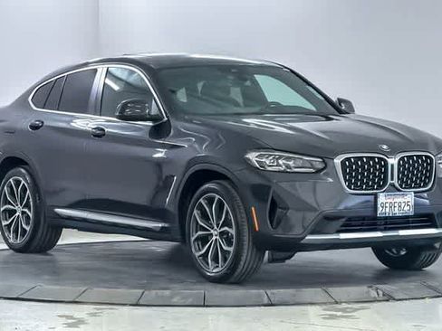 Used 2023 BMW X4 xDrive30i w/ Premium Package AWD/4WD image 9