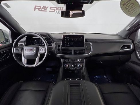 Used 2024 GMC Yukon SLT image 24