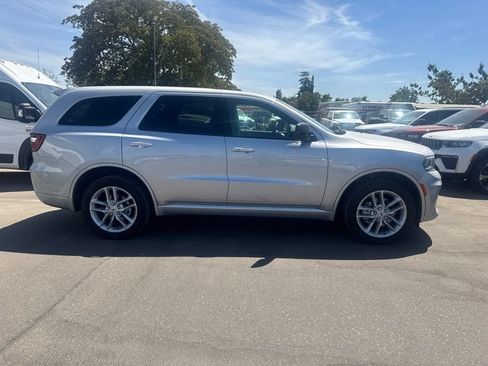 Used 2025 Dodge Durango GT AWD/4WD image 2