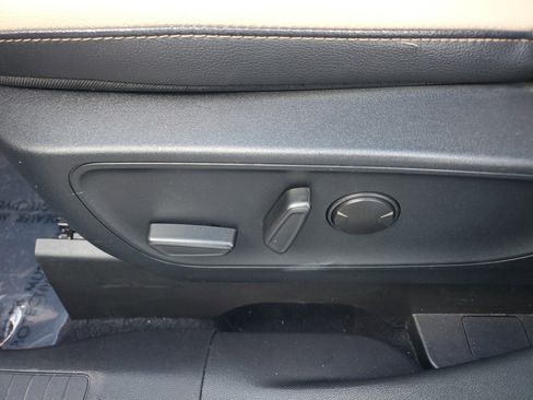 Used 2022 Ford Escape SEL w/ Technology Package image 13