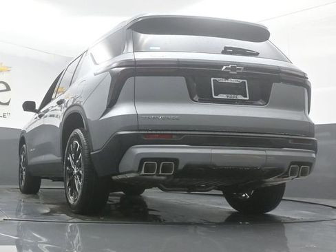 New 2026 Chevrolet Traverse LT w/ Sun and Wheel Package FWD image 33