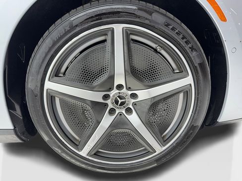 Used 2023 Mercedes-Benz EQE 500 4MATIC Sedan w/ Pinnacle Trim Package image 46