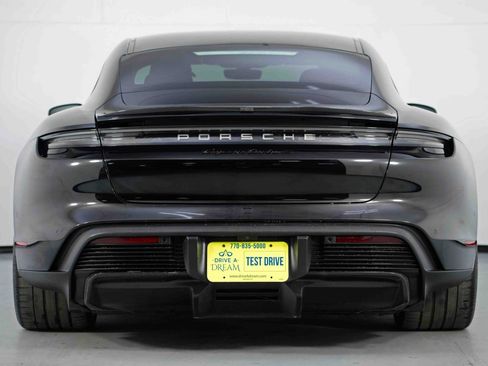 Used 2022 Porsche Taycan Turbo S image 11
