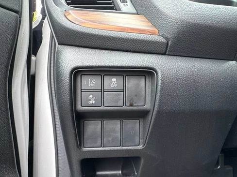 Used 2019 Honda CR-V EX image 18