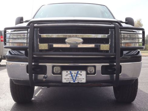 Used 2005 Ford F350 Lariat image 14