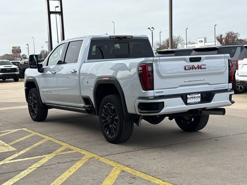 New 2026 GMC Sierra 2500 Denali w/ Denali Reserve Package image 11