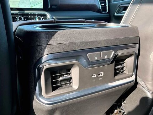 New 2026 GMC Sierra 2500 Denali Ultimate w/ LPO, Black Badging Package AWD/4WD image 13