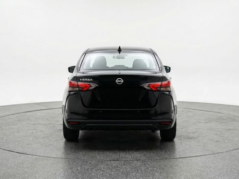 Used 2025 Nissan Versa SV image 7