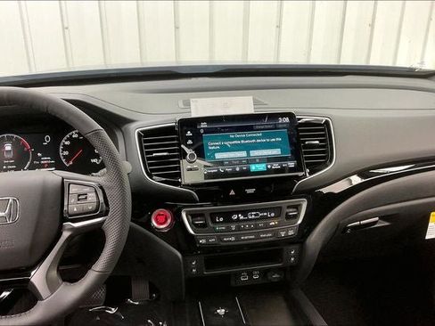 New 2026 Honda Ridgeline Black Edition image 7