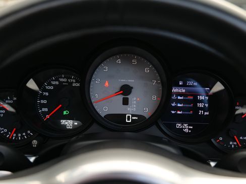 Used 2015 Porsche 911 Carrera 4S image 20