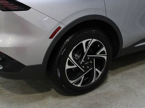 New 2026 Lincoln Nautilus Premier AWD/4WD image 54