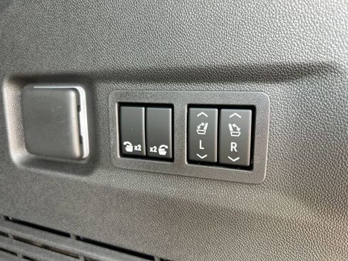 New 2026 GMC Yukon XL Elevation image 45