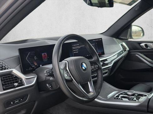 Used 2025 BMW X5 xDrive40i image 14
