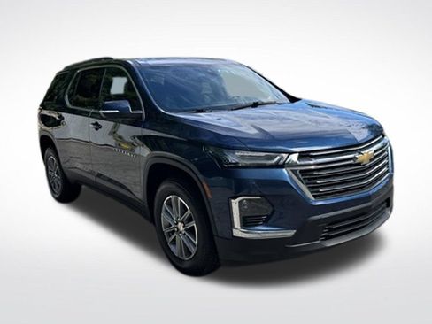Used 2023 Chevrolet Traverse LT FWD image 8